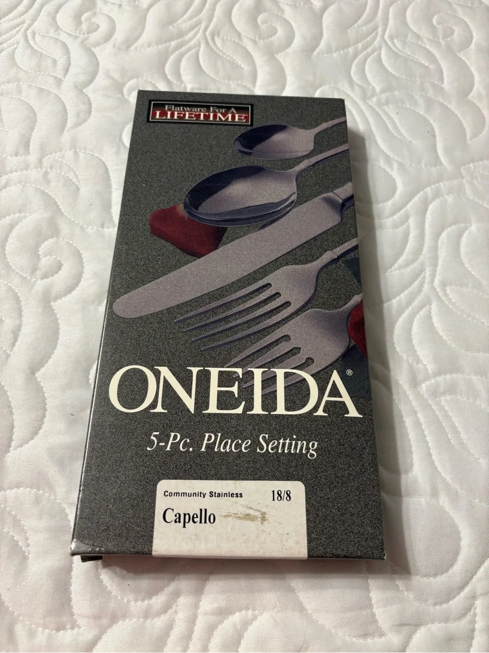 Oneida Capello 5 pc Stainless Steel Place Setting
